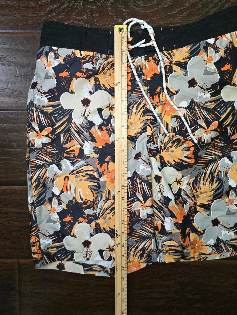 Goodfellow & Co Mens Floral Swimwear Boardshorts with Lining Medium Trunks